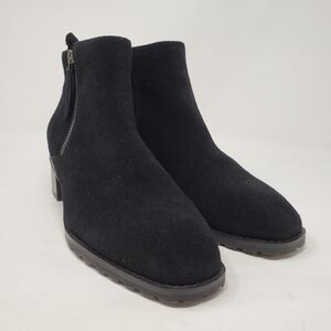BLONDO Samara Waterproof Black Suede Ankle Chelsea Bootie Size 8
